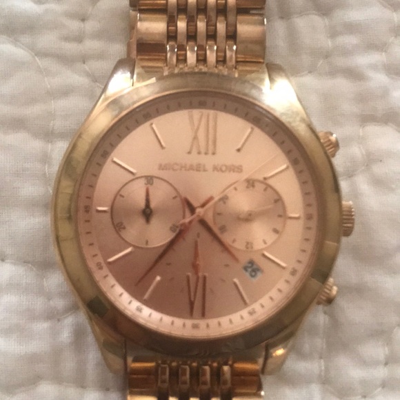 Rose Gold MK Watch - Picture 3 of 3